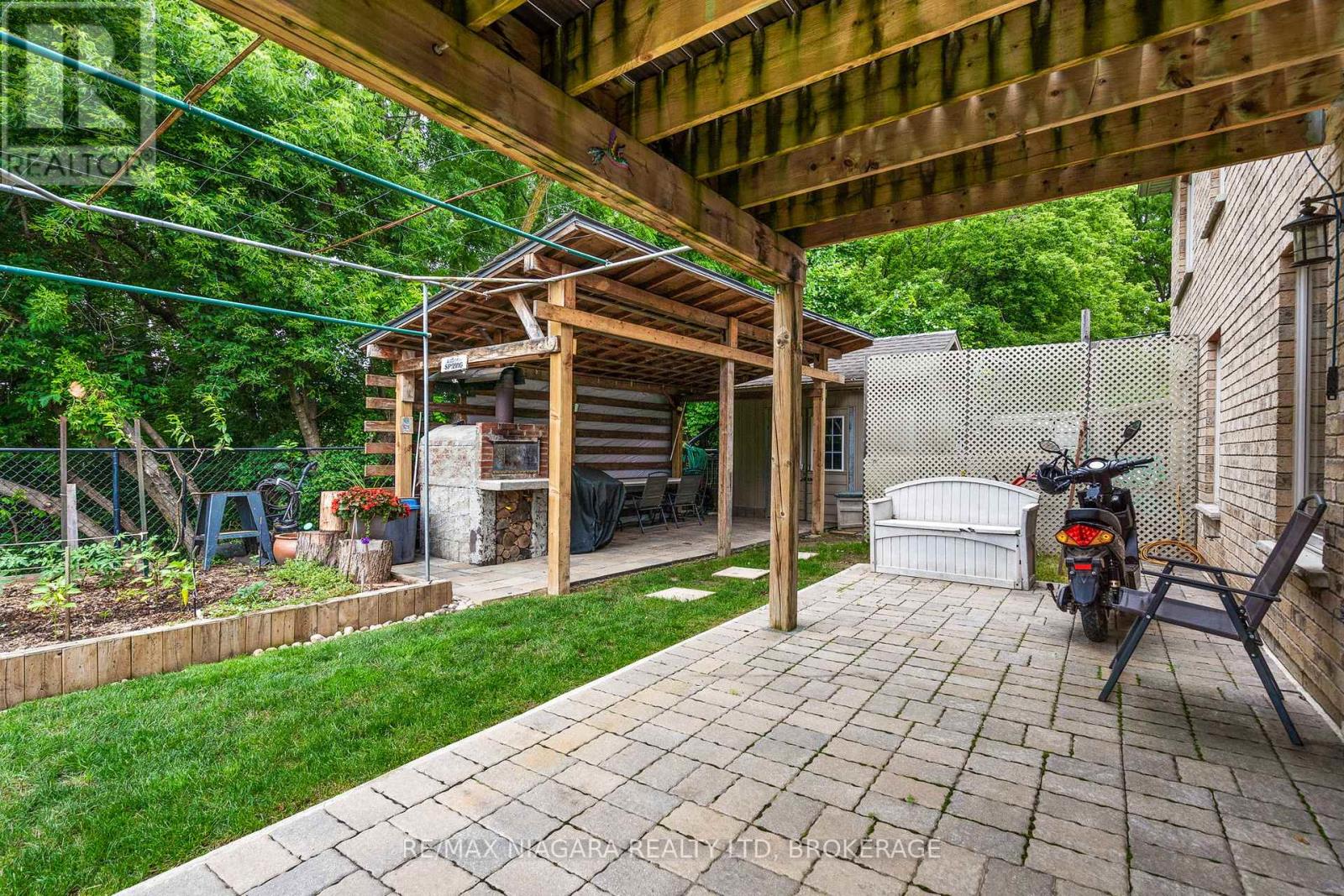 255 Lakeshore Road, St. Catharines, Ontario  L2M 1R9 - Photo 24 - X13721242