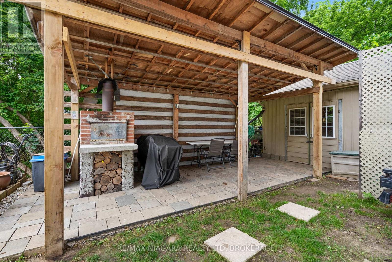 255 Lakeshore Road, St. Catharines, Ontario  L2M 1R9 - Photo 28 - X13721242