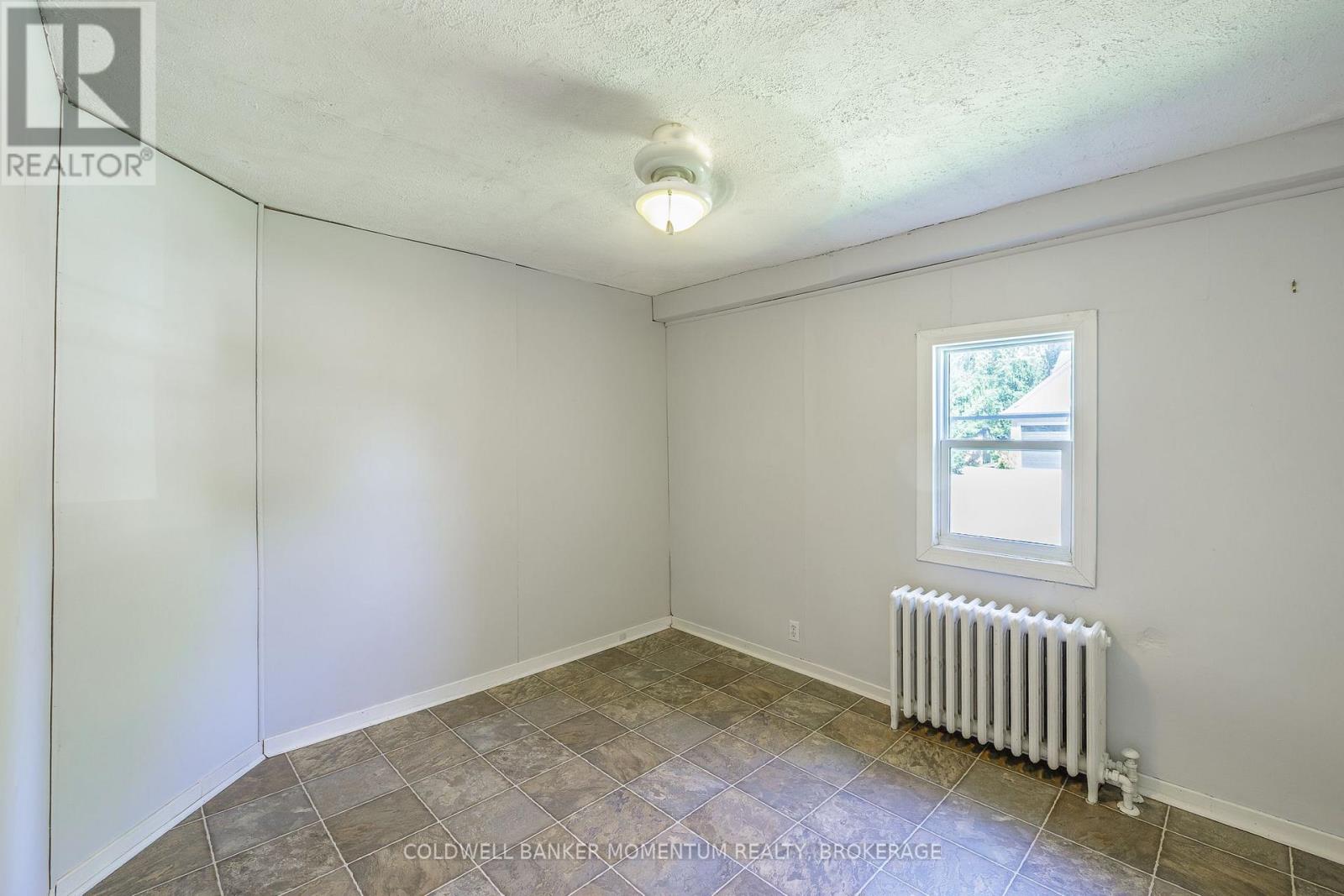 1201 Pelham Street, Pelham, Ontario  L0S 1E0 - Photo 11 - X13724052