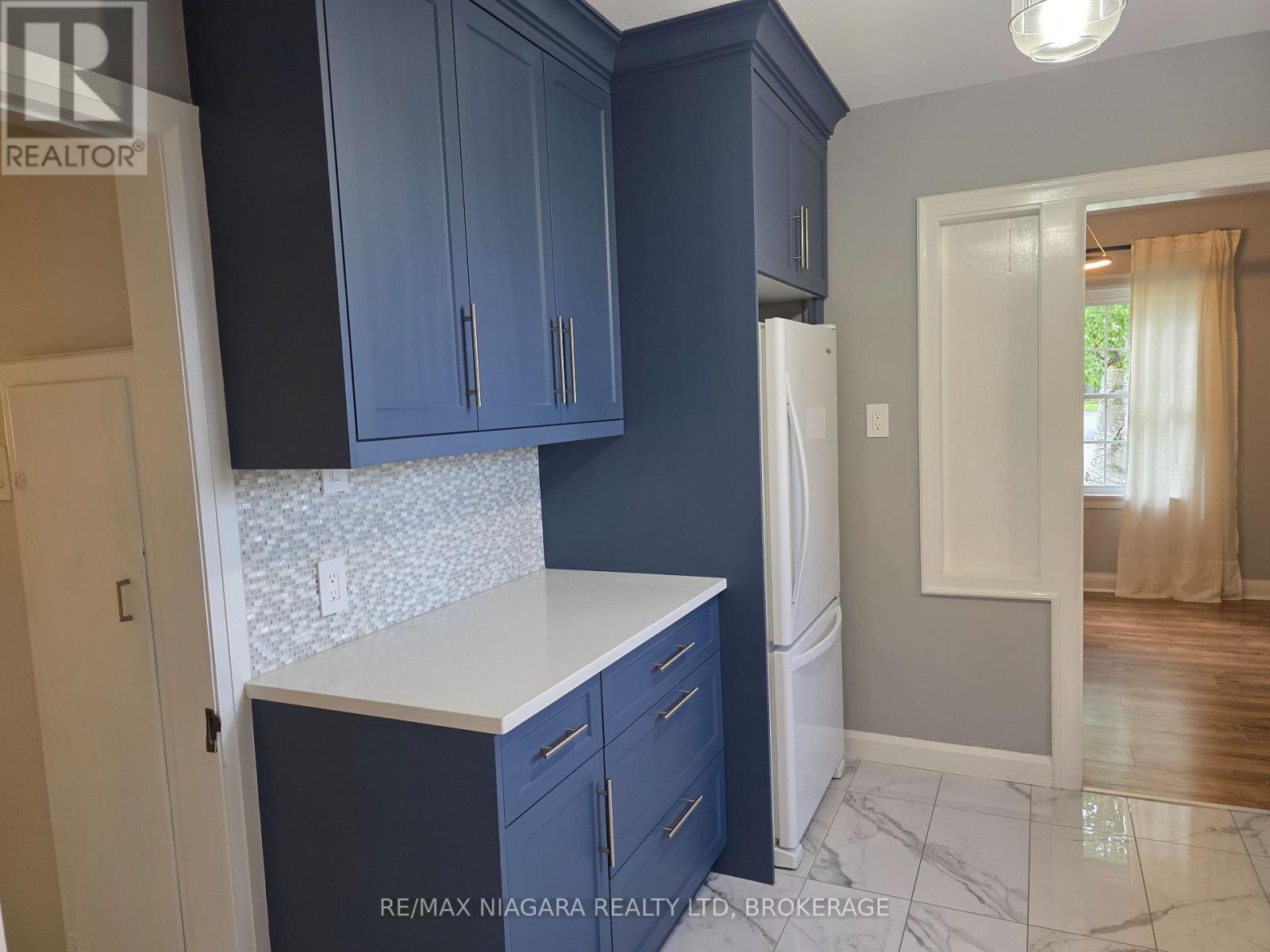 5944 Dorchester Road, Niagara Falls, Ontario  L2G 5S9 - Photo 18 - X13724626