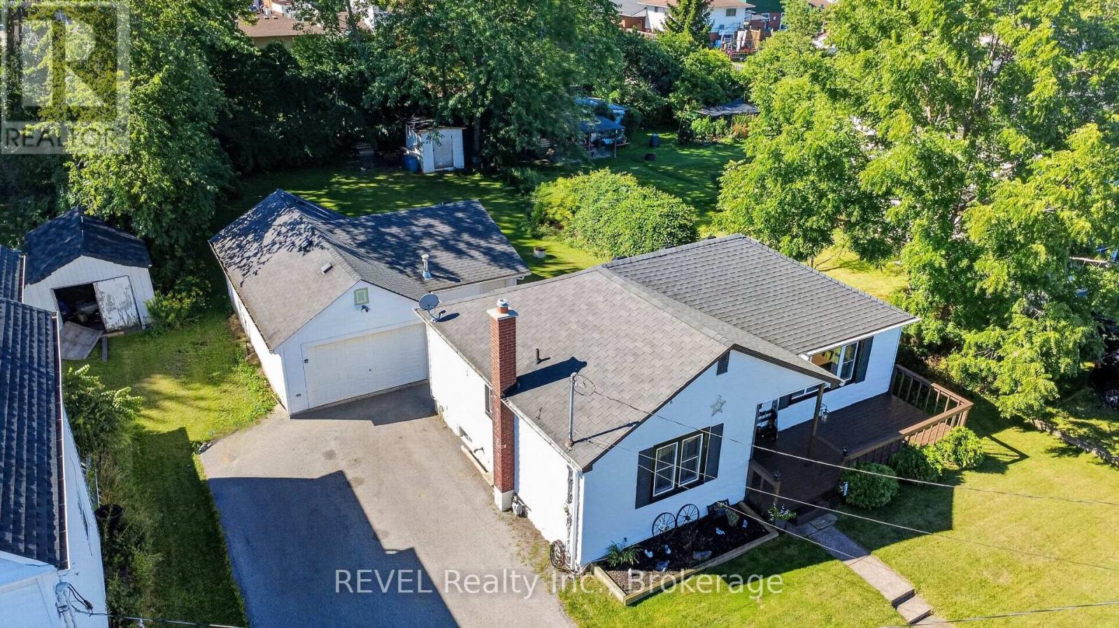 33 Lewis Street, Fort Erie, Ontario  L2A 2P8 - Photo 5 - X13727252