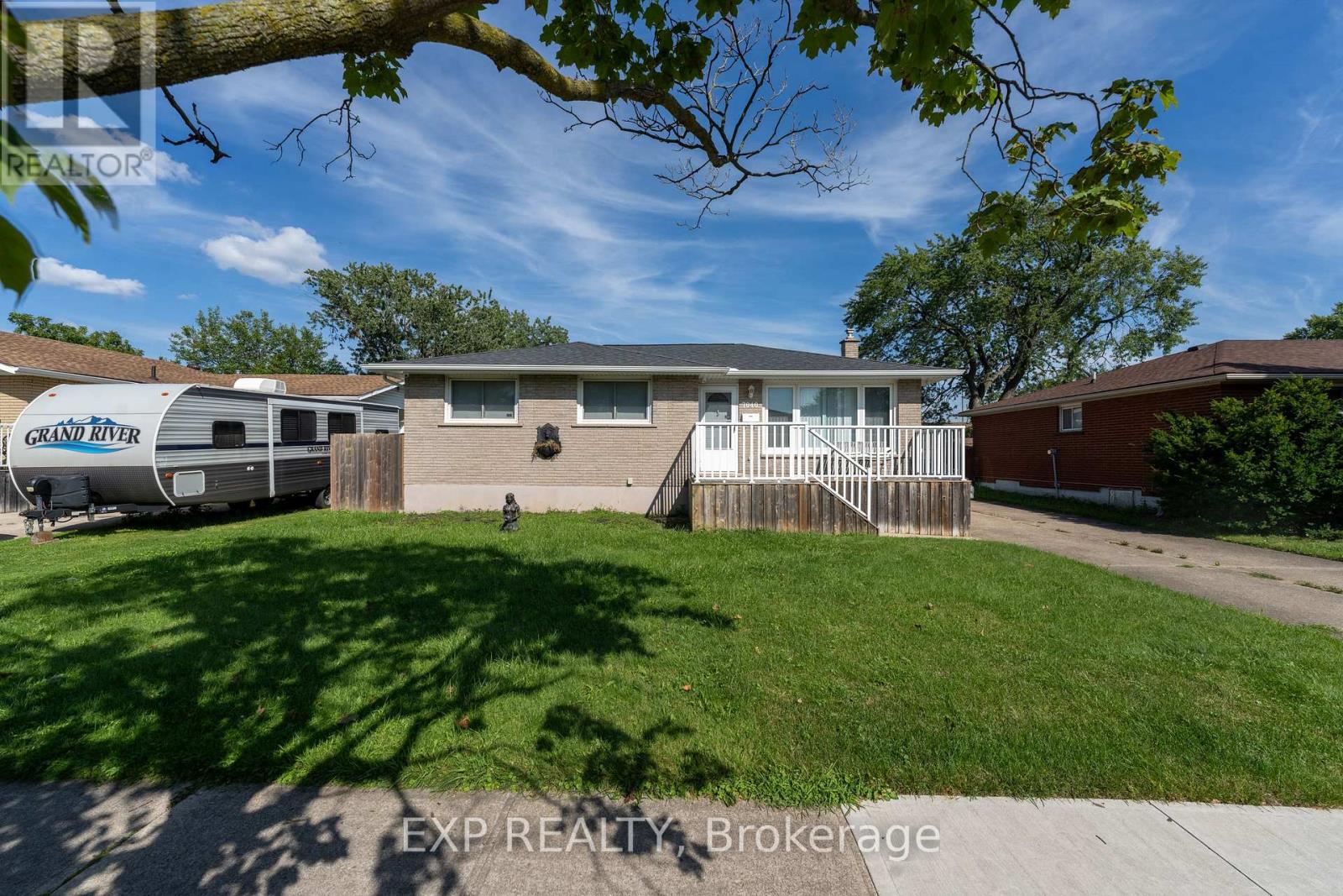 7040 Warden Avenue, Niagara Falls, Ontario  L2G 5P5 - Photo 1 - X13727348