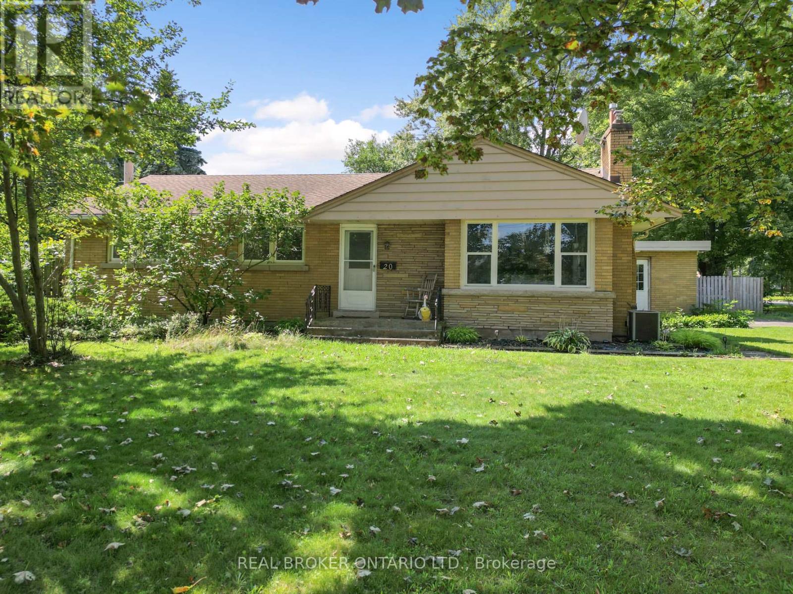 20 Alan Crescent, Pelham, Ontario  L0S 1E0 - Photo 1 - X13727394