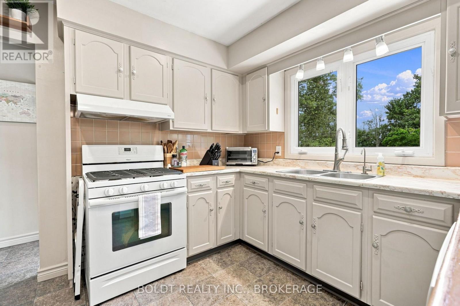 1452 Cataract Road, Thorold, Ontario  L3B 5N5 - Photo 14 - X13727422
