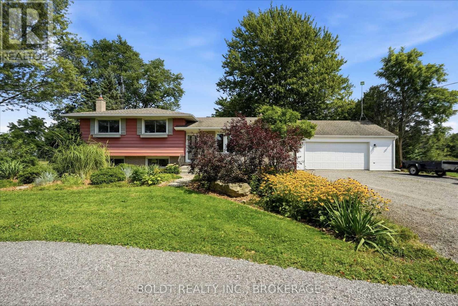 1452 Cataract Road, Thorold, Ontario  L3B 5N5 - Photo 3 - X13727422