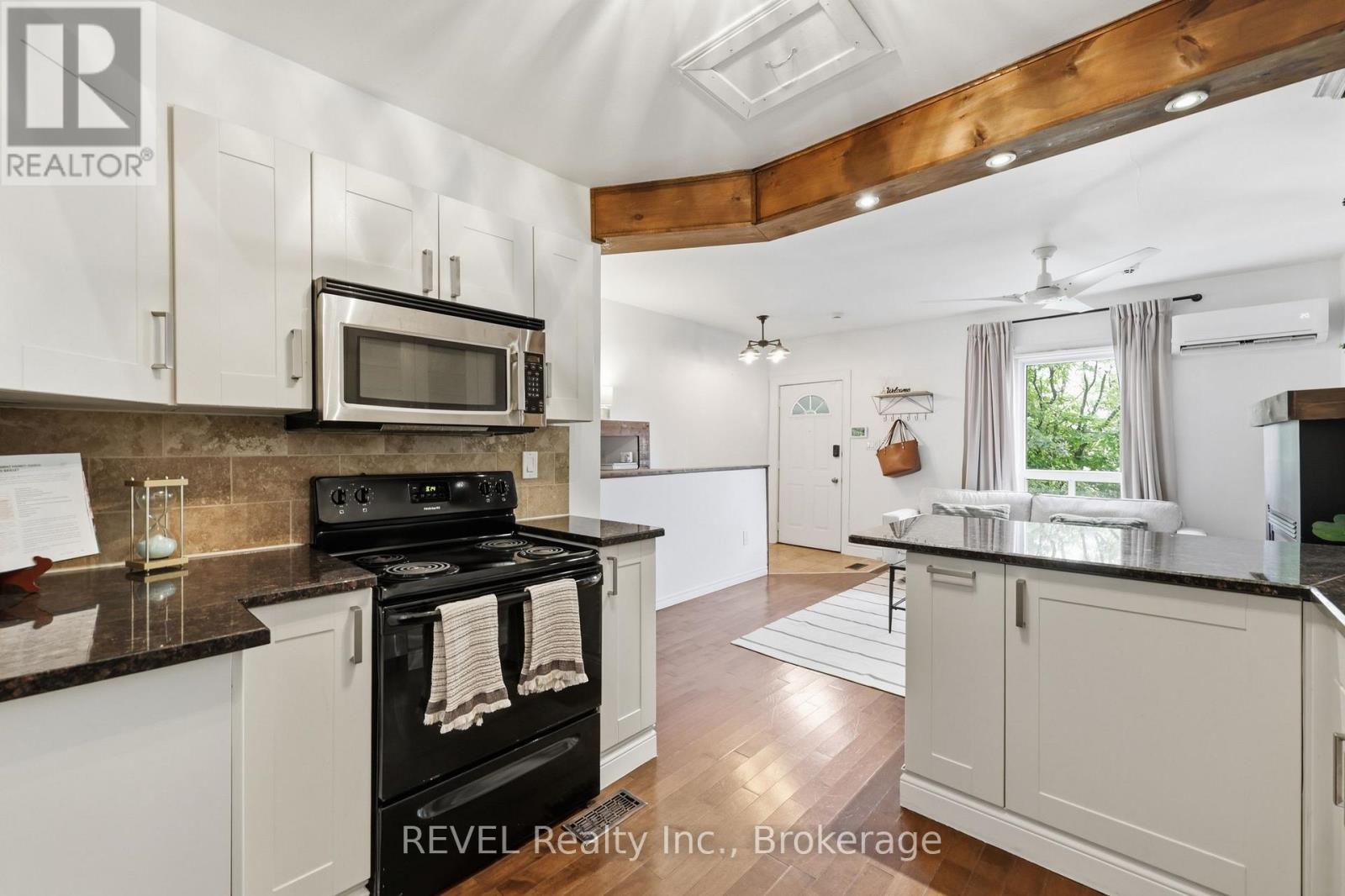 128 Robert Street, Hamilton, Ontario  L8L 2P6 - Photo 14 - X13727516