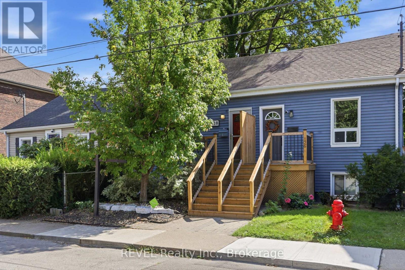 128 Robert Street, Hamilton, Ontario  L8L 2P6 - Photo 2 - X13727516