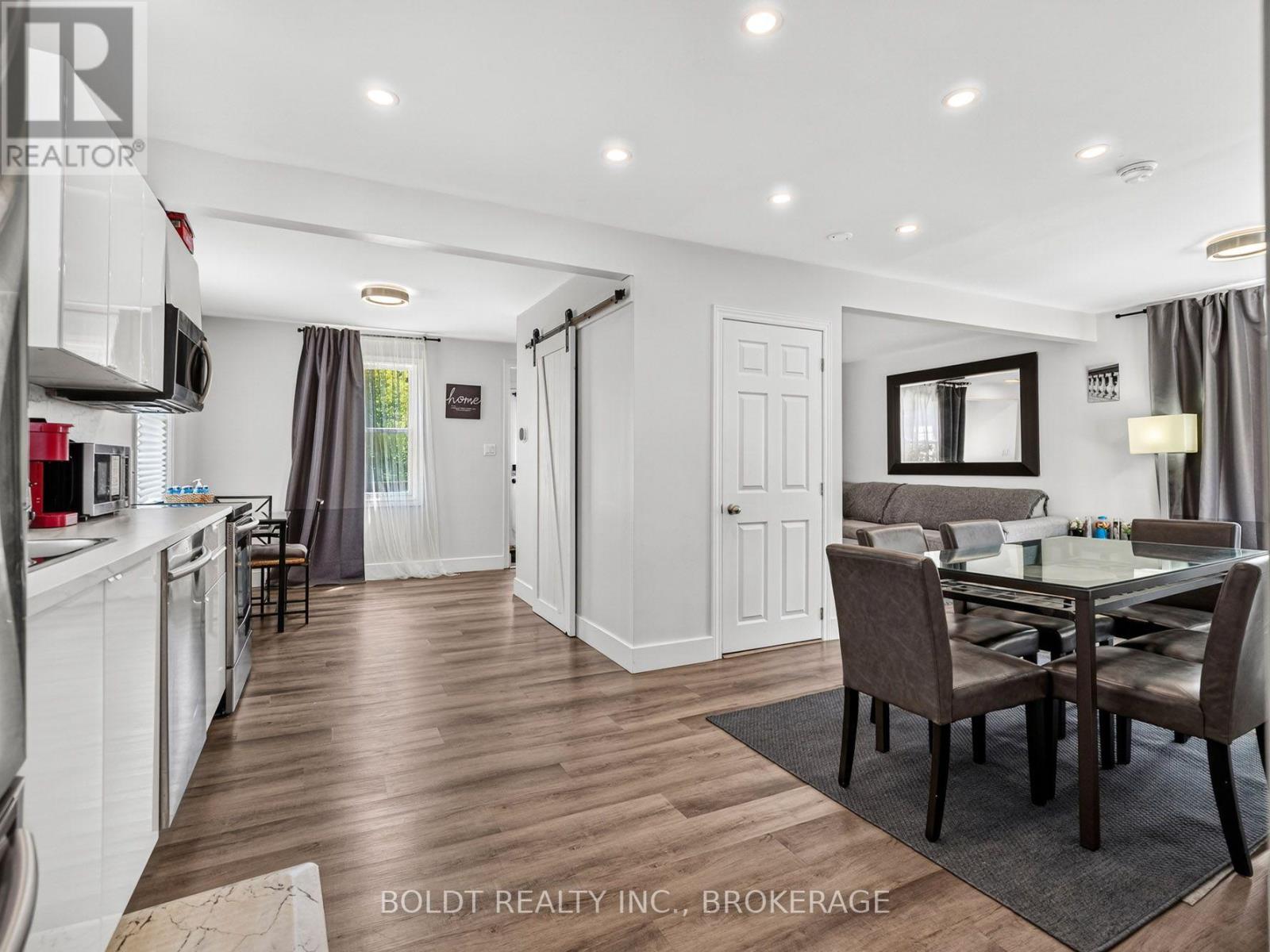 642 Penner Road, Niagara-On-The-Lake, Ontario  L0S 1J0 - Photo 10 - X13727642
