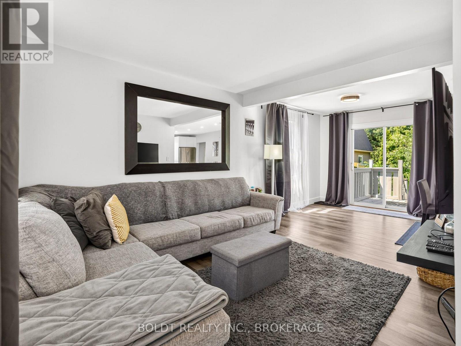 642 Penner Road, Niagara-On-The-Lake, Ontario  L0S 1J0 - Photo 12 - X13727642