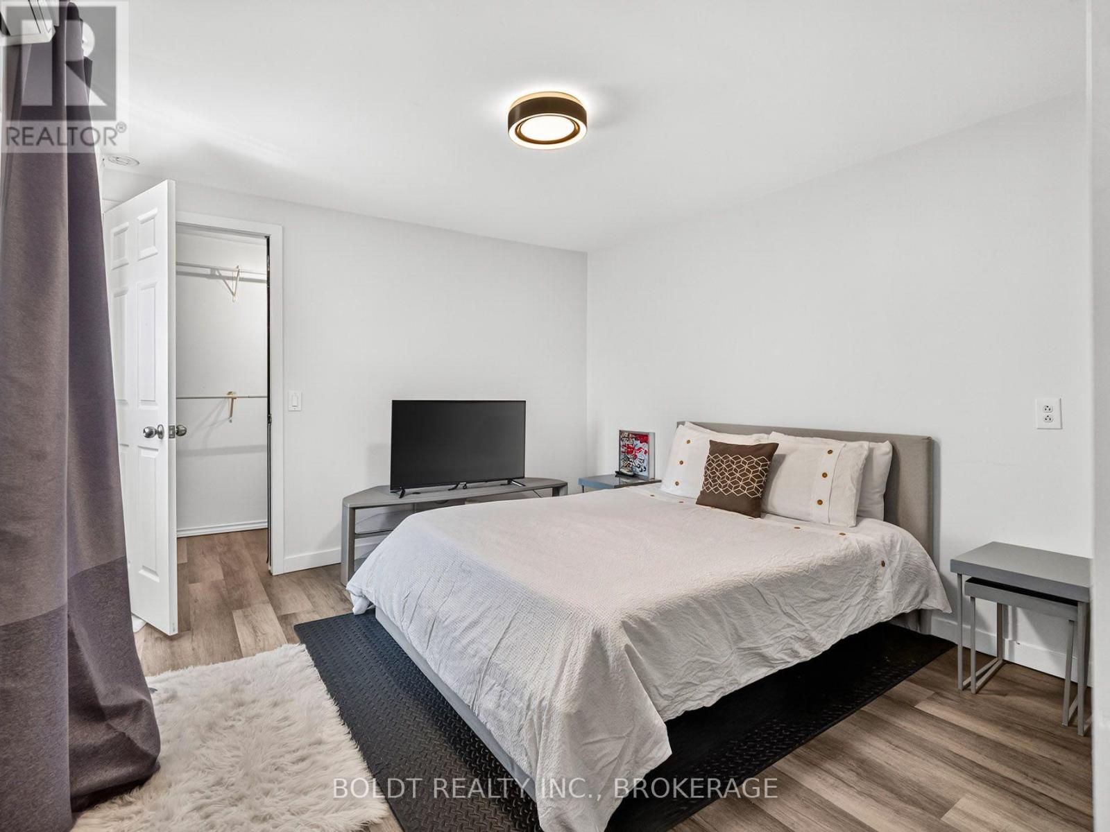 642 Penner Road, Niagara-On-The-Lake, Ontario  L0S 1J0 - Photo 16 - X13727642