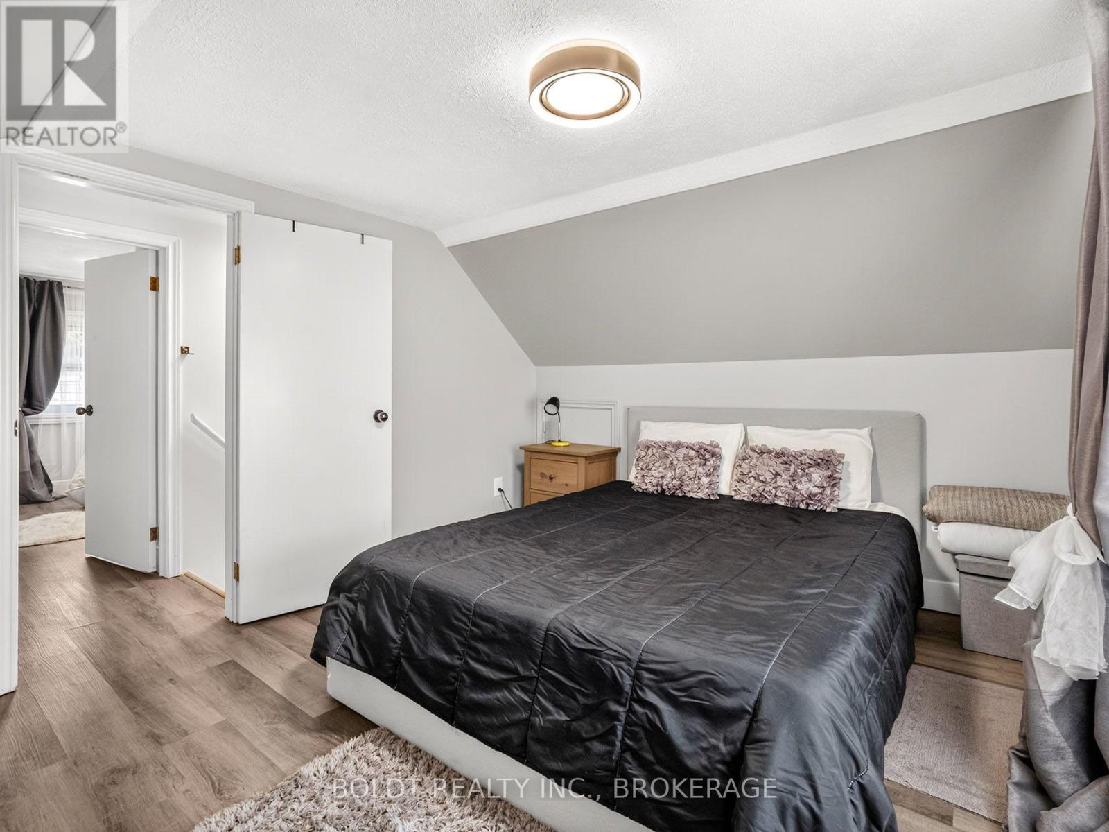 642 Penner Road, Niagara-On-The-Lake, Ontario  L0S 1J0 - Photo 18 - X13727642