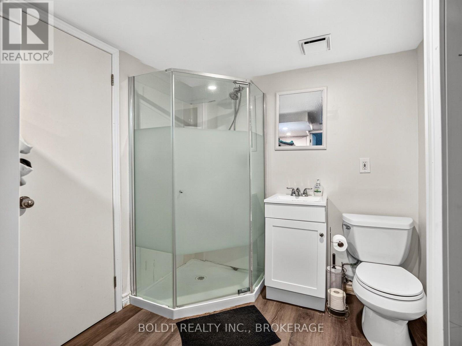 642 Penner Road, Niagara-On-The-Lake, Ontario  L0S 1J0 - Photo 22 - X13727642
