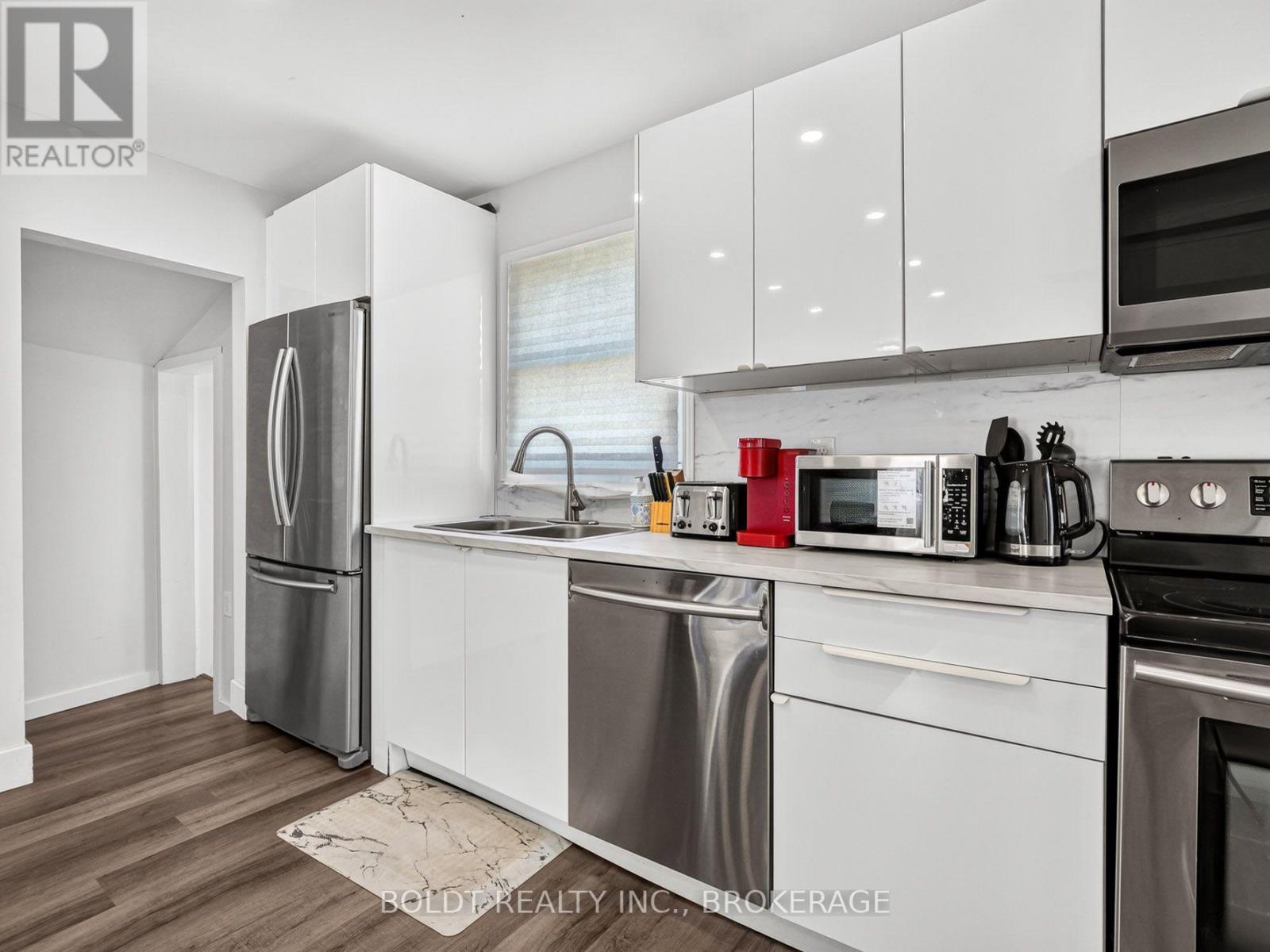 642 Penner Road, Niagara-On-The-Lake, Ontario  L0S 1J0 - Photo 5 - X13727642