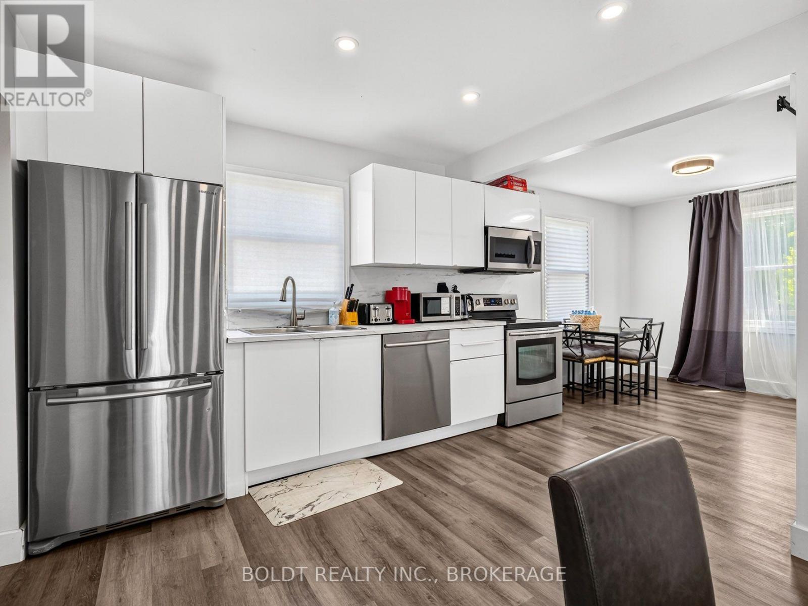 642 Penner Road, Niagara-On-The-Lake, Ontario  L0S 1J0 - Photo 6 - X13727642