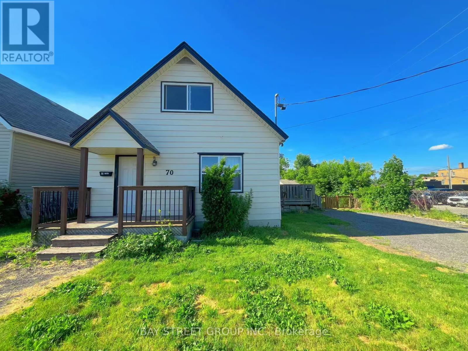 Front - 70 Courtwright Street, Fort Erie, Ontario  L2A 2R7 - Photo 1 - X13727776