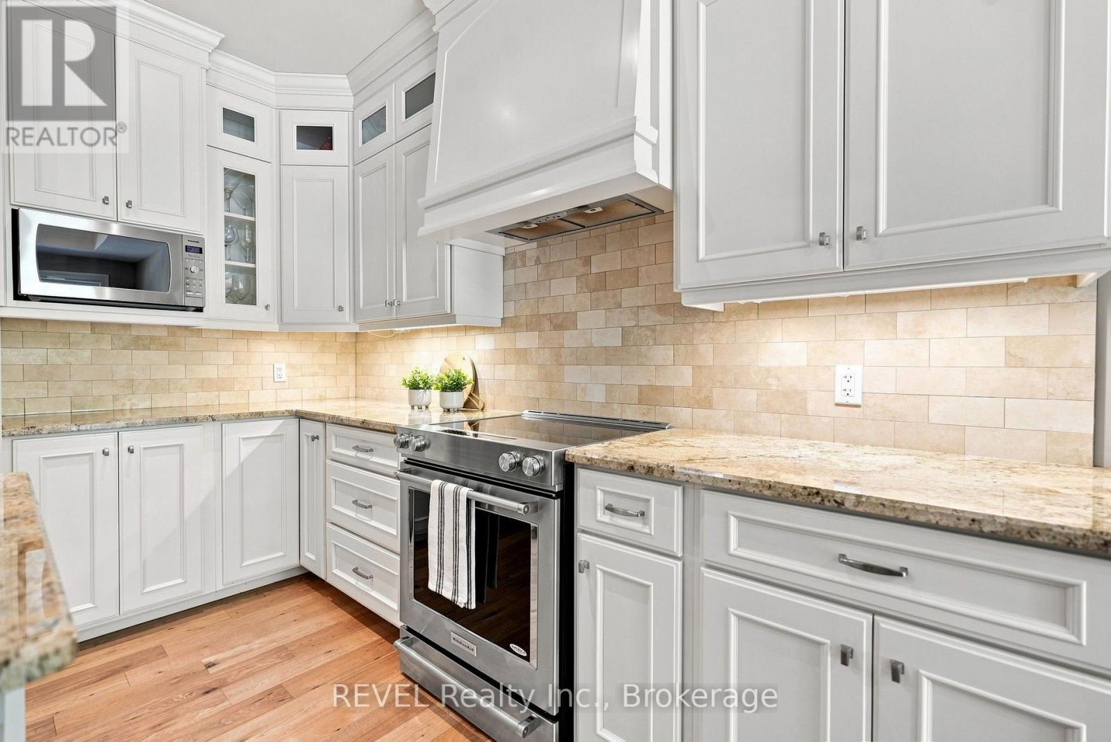 10 Evergreen Lane, Niagara-On-The-Lake, Ontario  L0S 1J0 - Photo 15 - X13728358