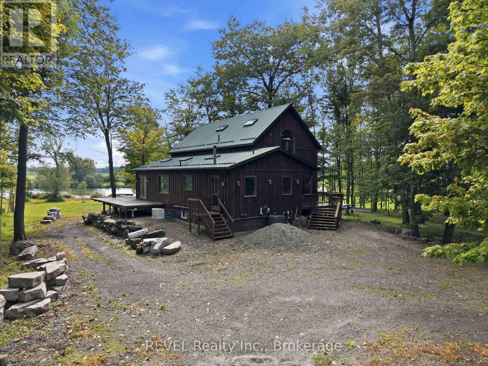 1247 Chippawa Creek Road, Thorold, Ontario  L0S 1K0 - Photo 1 - X13729484