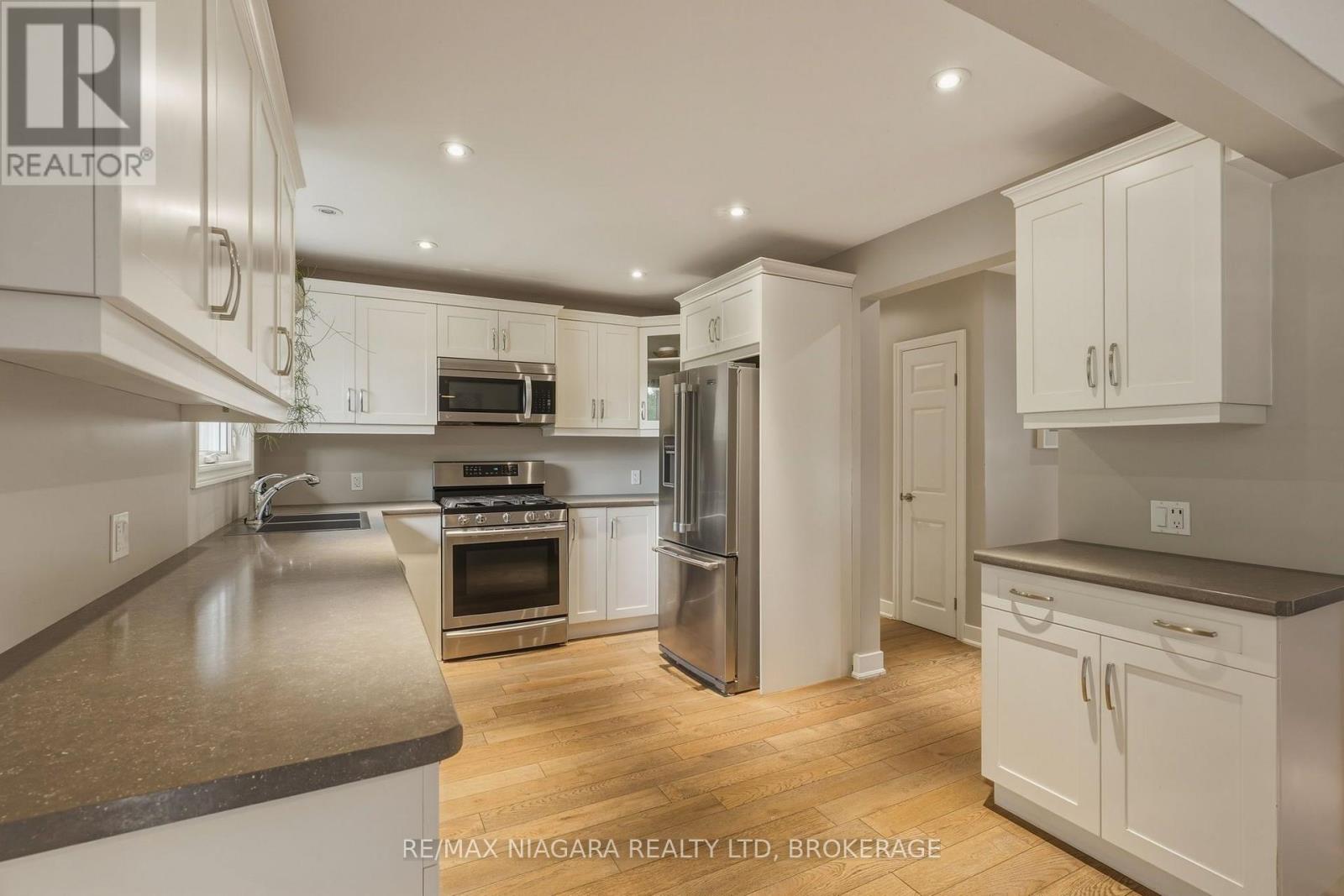 9 Youngblut Avenue, St. Catharines, Ontario  L2N 1M9 - Photo 16 - X13730064