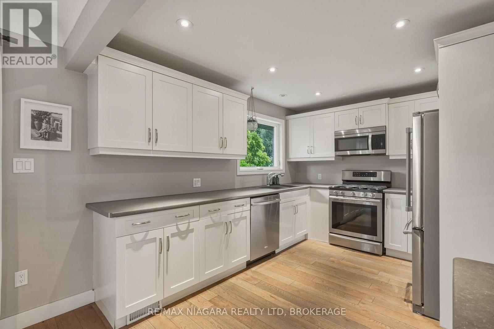 9 Youngblut Avenue, St. Catharines, Ontario  L2N 1M9 - Photo 17 - X13730064