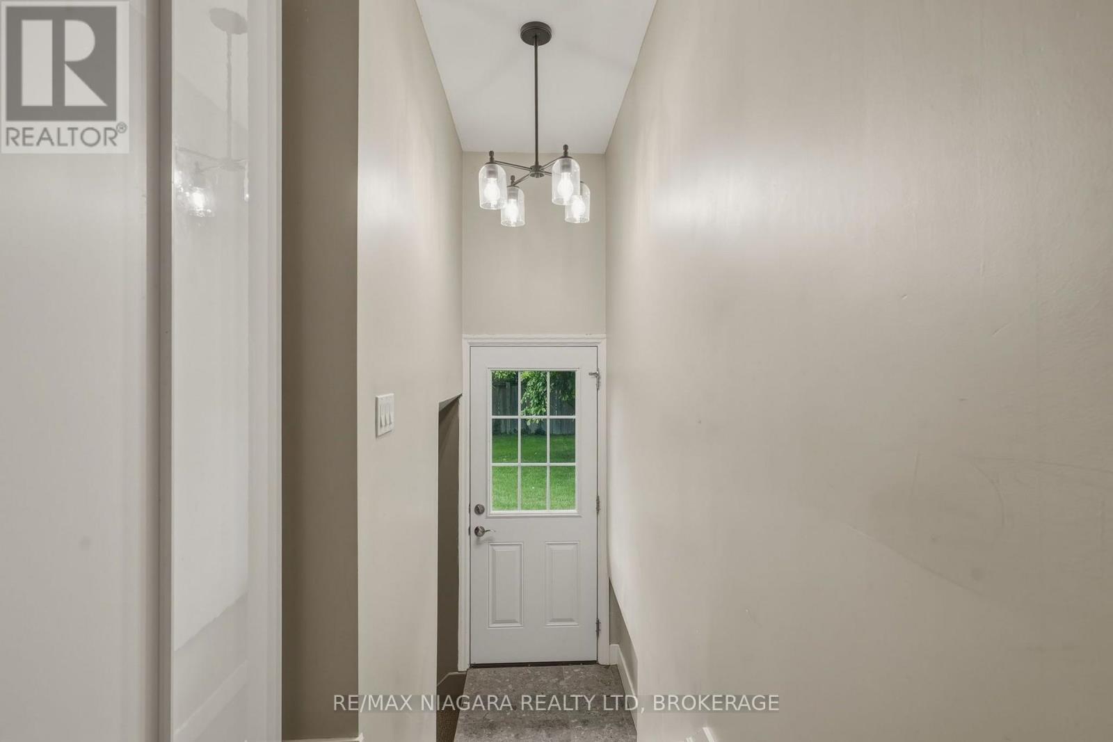 9 Youngblut Avenue, St. Catharines, Ontario  L2N 1M9 - Photo 32 - X13730064