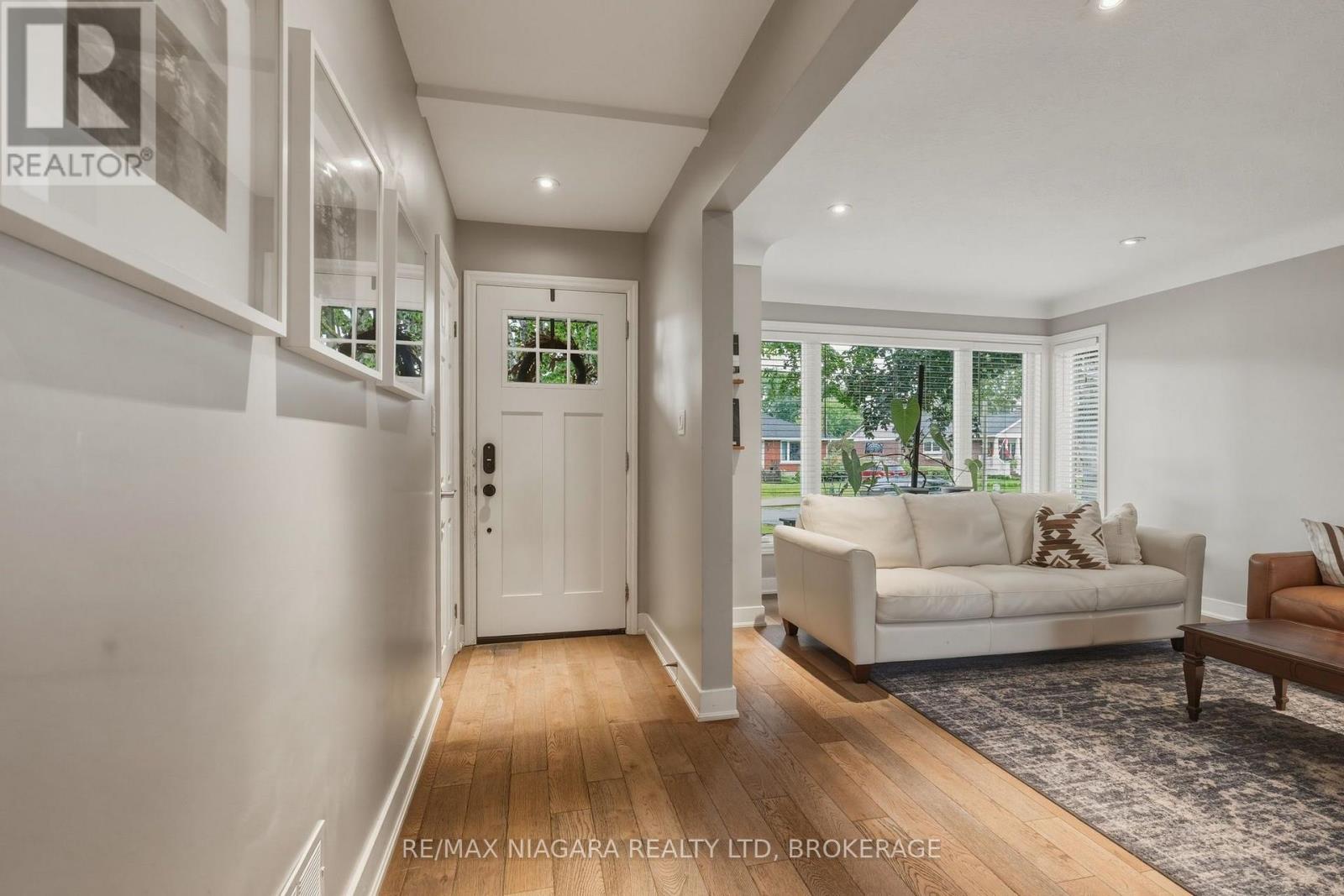 9 Youngblut Avenue, St. Catharines, Ontario  L2N 1M9 - Photo 5 - X13730064