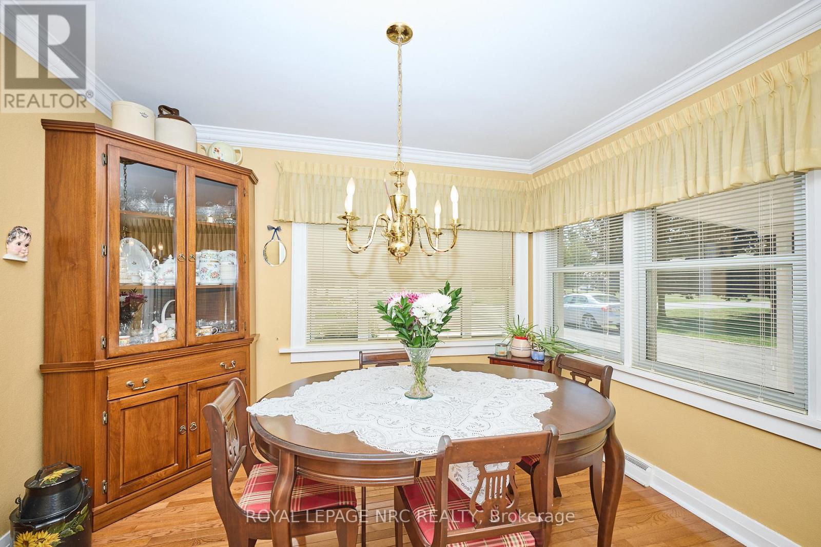 4013 Welland Street, Niagara Falls, Ontario  L2G 6J7 - Photo 9 - X13730268