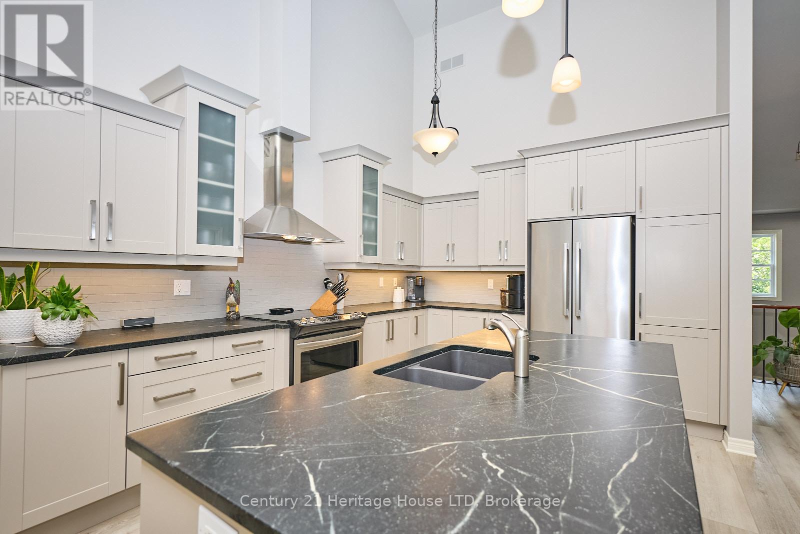 14 Tulip Tree Common, St. Catharines, Ontario  L2S 4C8 - Photo 10 - X13730692