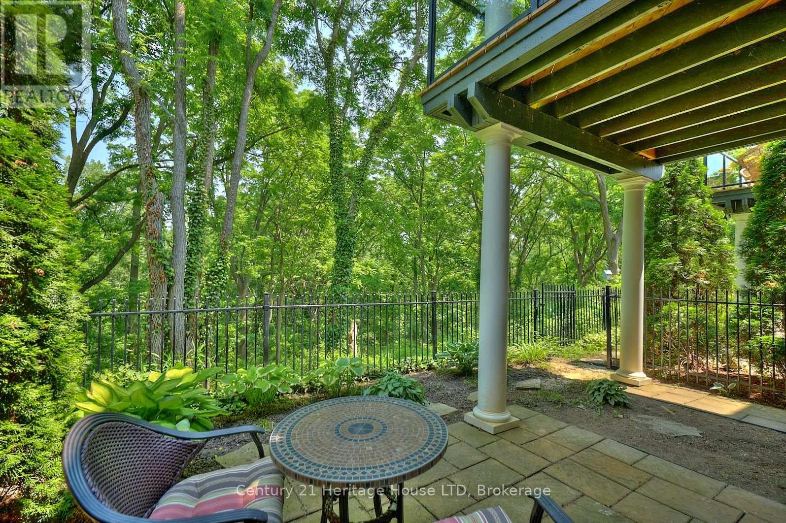 14 Tulip Tree Common, St. Catharines, Ontario  L2S 4C8 - Photo 37 - X13730692