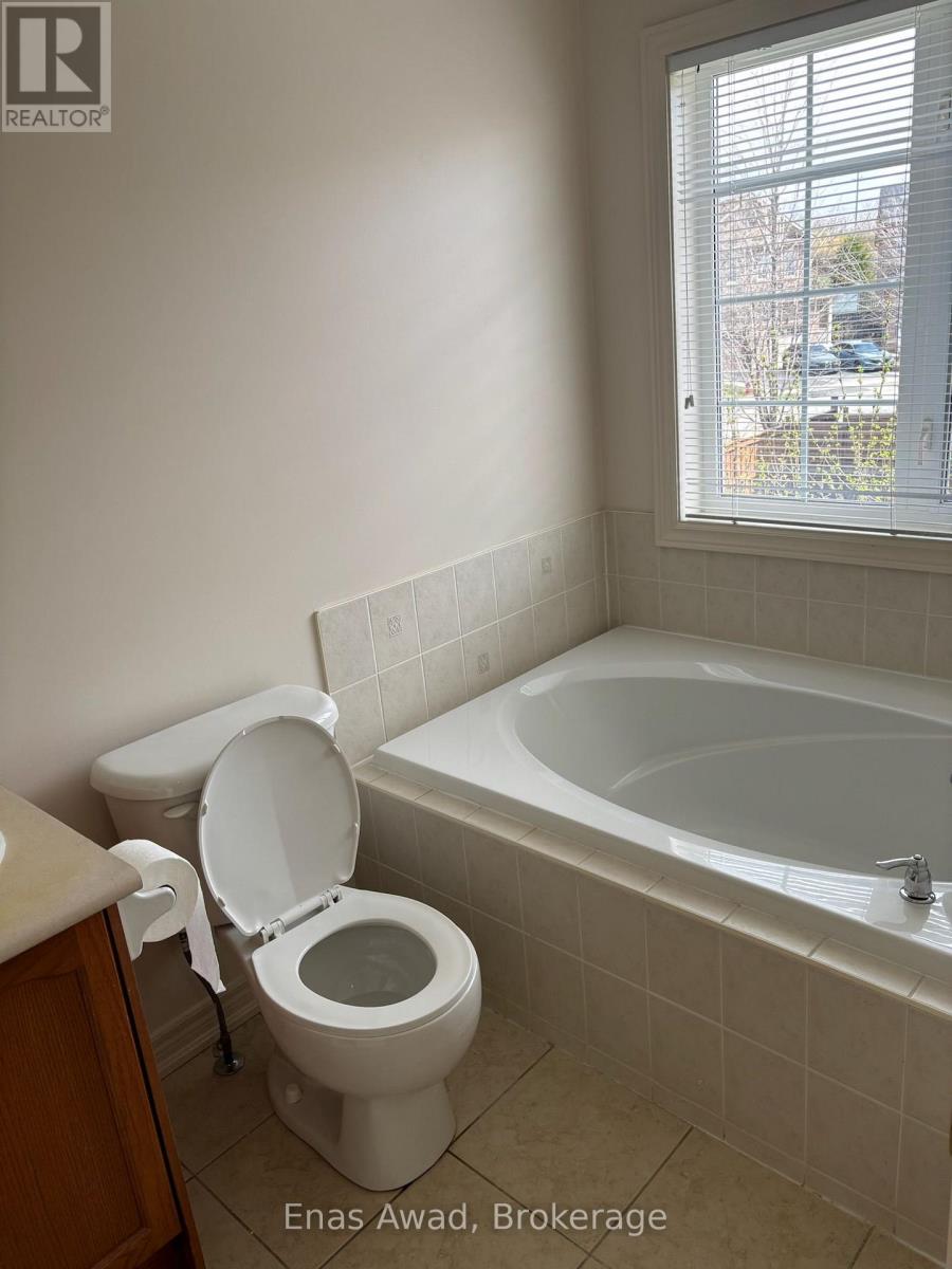 39 Palm Tree Road, Brampton, Ontario  L6V 4N5 - Photo 11 - W13731230