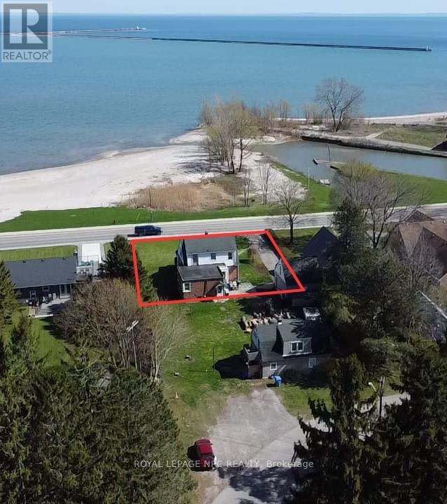19 Lakeshore Road, Port Colborne, Ontario  L3K 2S2 - Photo 1 - X13732136