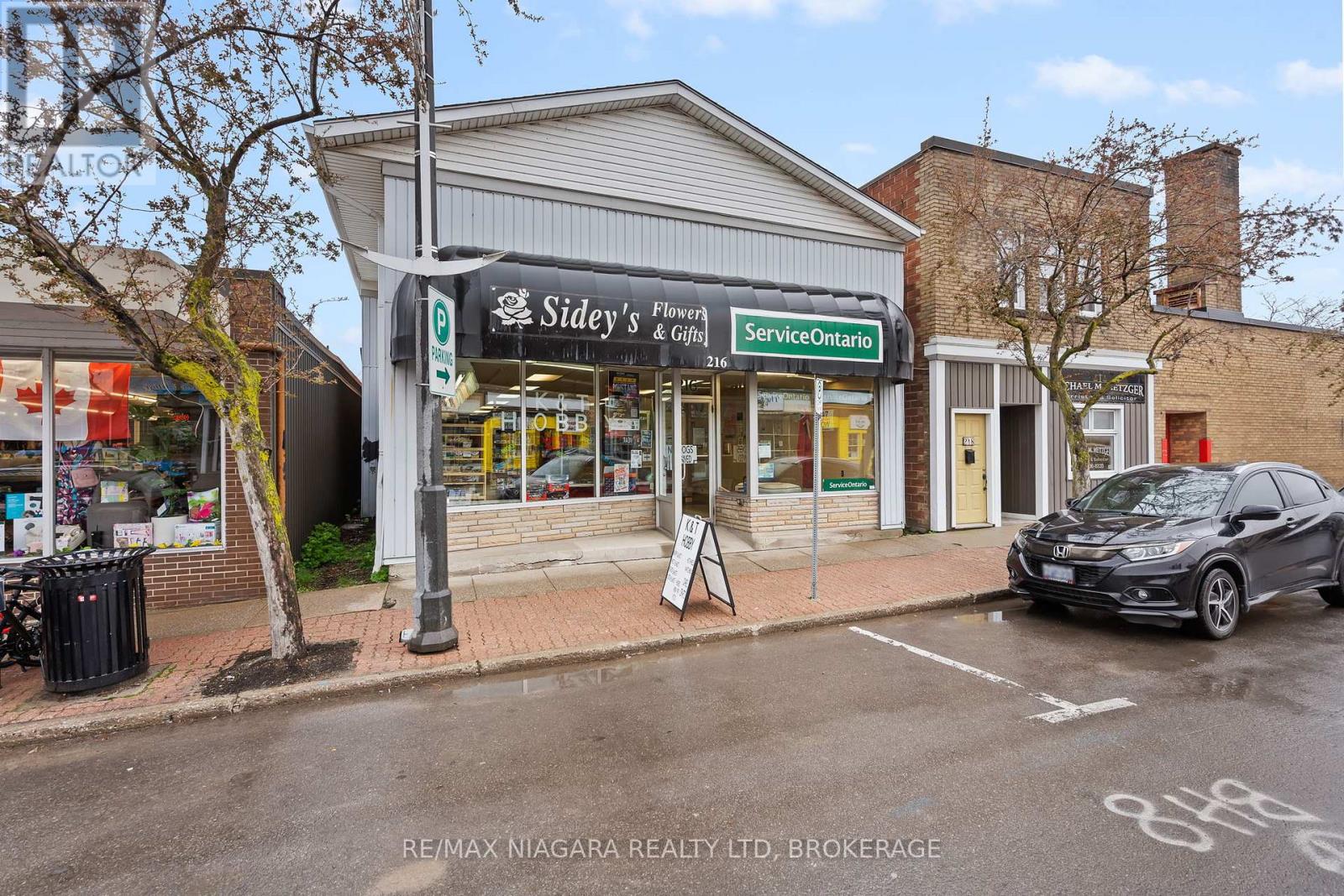 216 King Street, Port Colborne, Ontario  L3K 4G7 - Photo 1 - X13733490