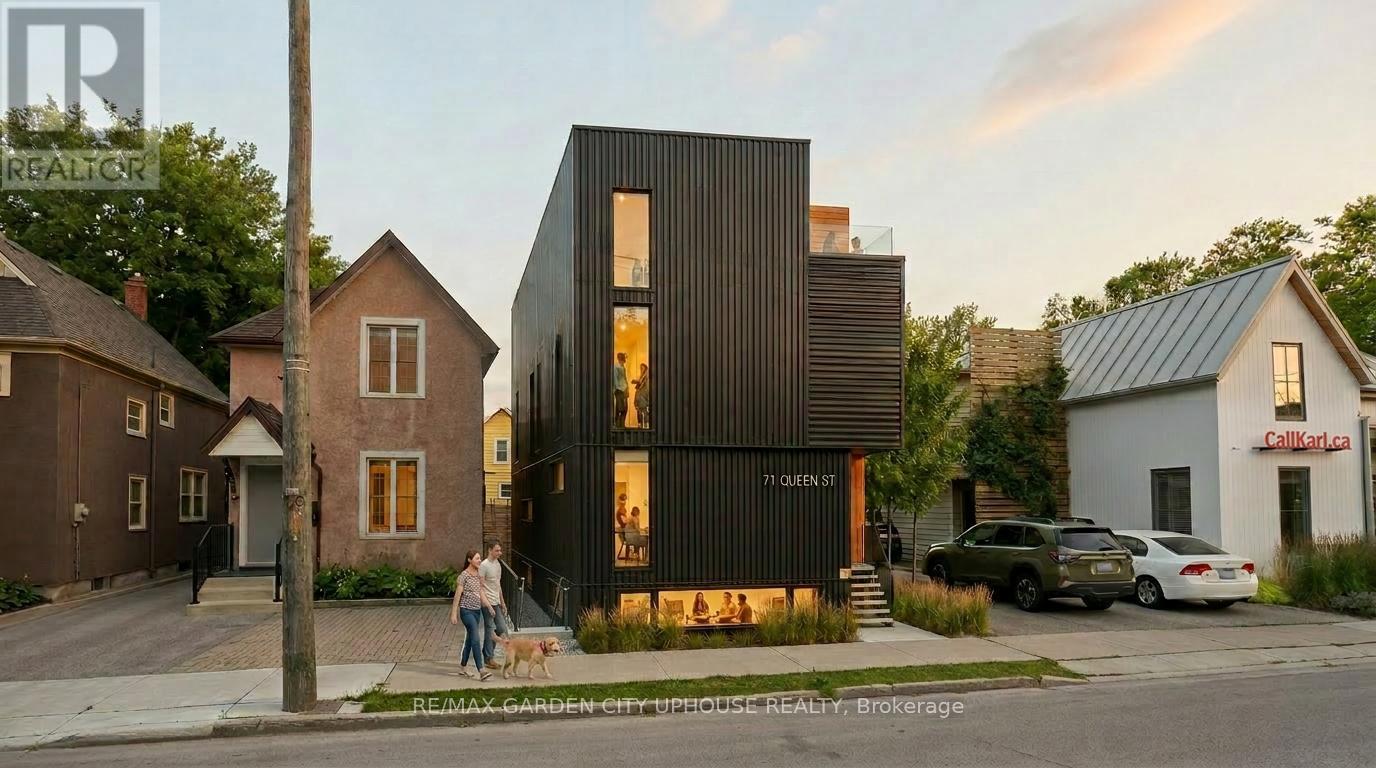 71 Queen Street, St. Catharines, Ontario  L2R 5G9 - Photo 2 - X13733740