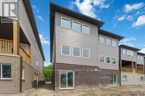 71 Superior Street, Welland, Ontario  L3B 3A6 - Photo 3 - X13734622