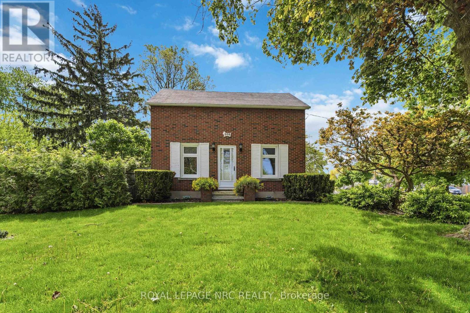 304 Scott Street S, St. Catharines, Ontario  L2N 1J5 - Photo 1 - X13734786