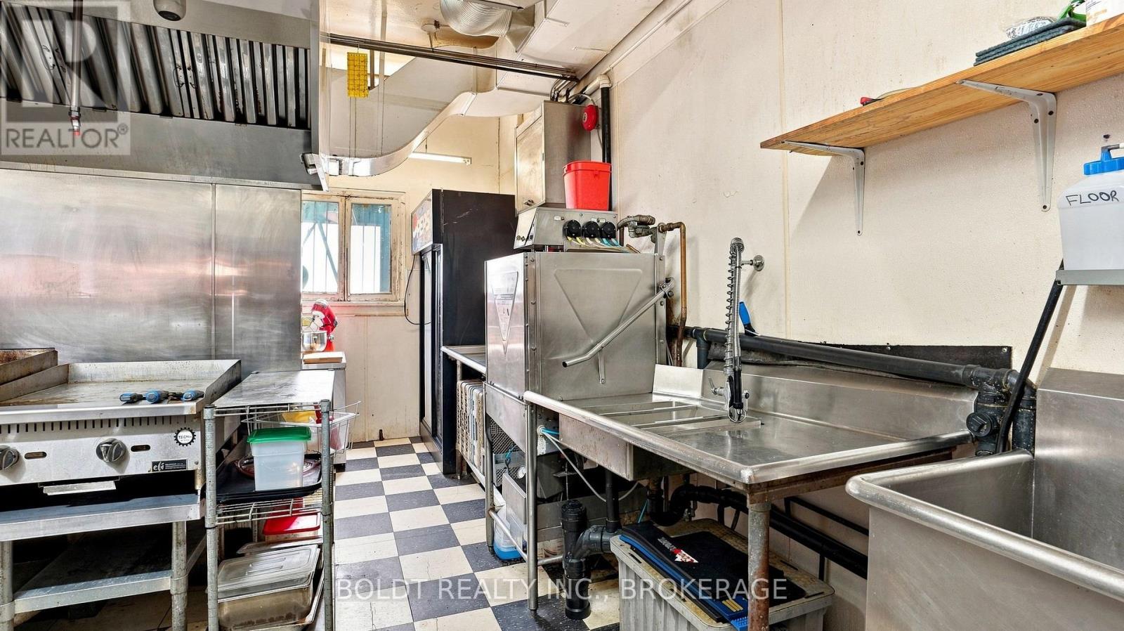 24 St. Paul Street, St. Catharines, Ontario  L2R 3M2 - Photo 20 - X13735106
