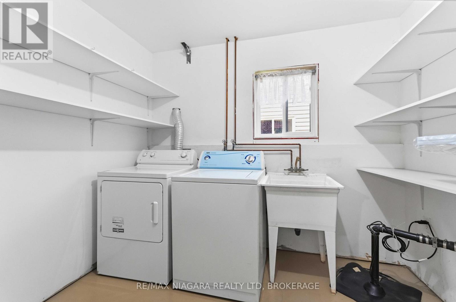 8253 Costabile Drive, Niagara Falls, Ontario  L2H 3L2 - Photo 14 - X13735276