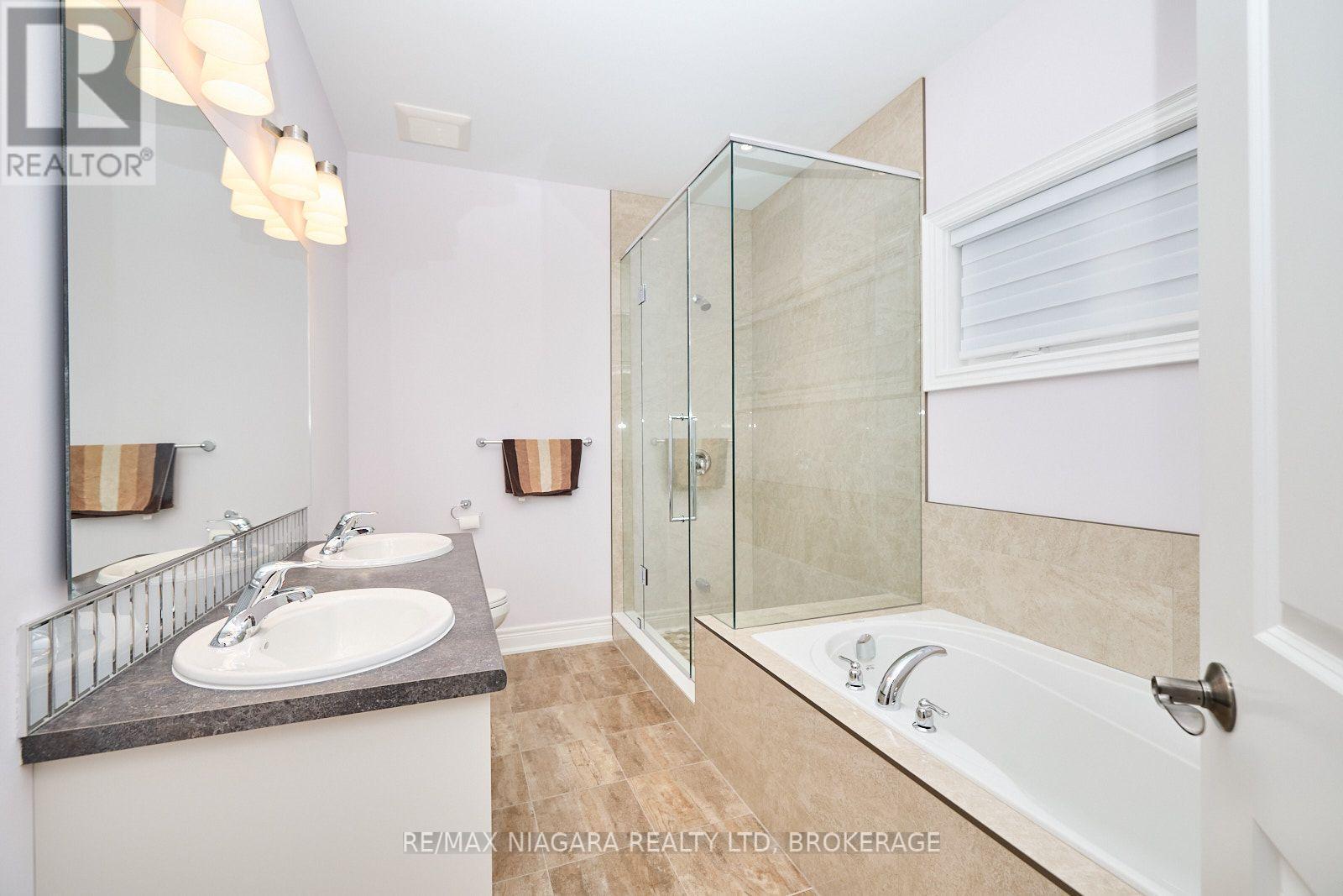 3554 Whispering Woods Trail, Fort Erie, Ontario  L0S 1N0 - Photo 13 - X13735526