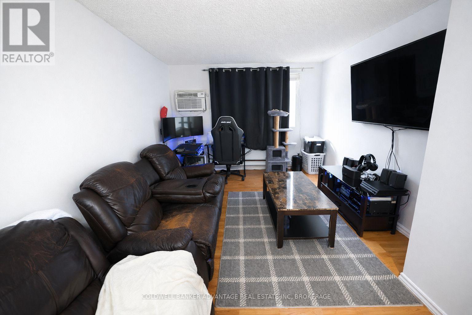 102 - 4692 Crysler Avenue, Niagara Falls, Ontario  L2E 3V8 - Photo 4 - X13735652