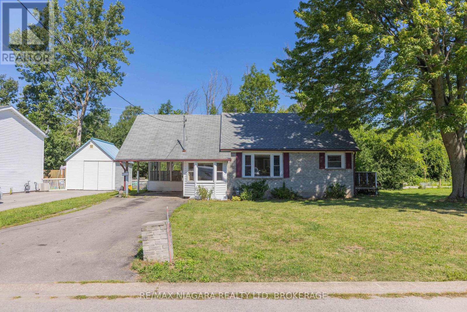 30 A Avenue, Fort Erie, Ontario  L2A 1C9 - Photo 1 - X13736782