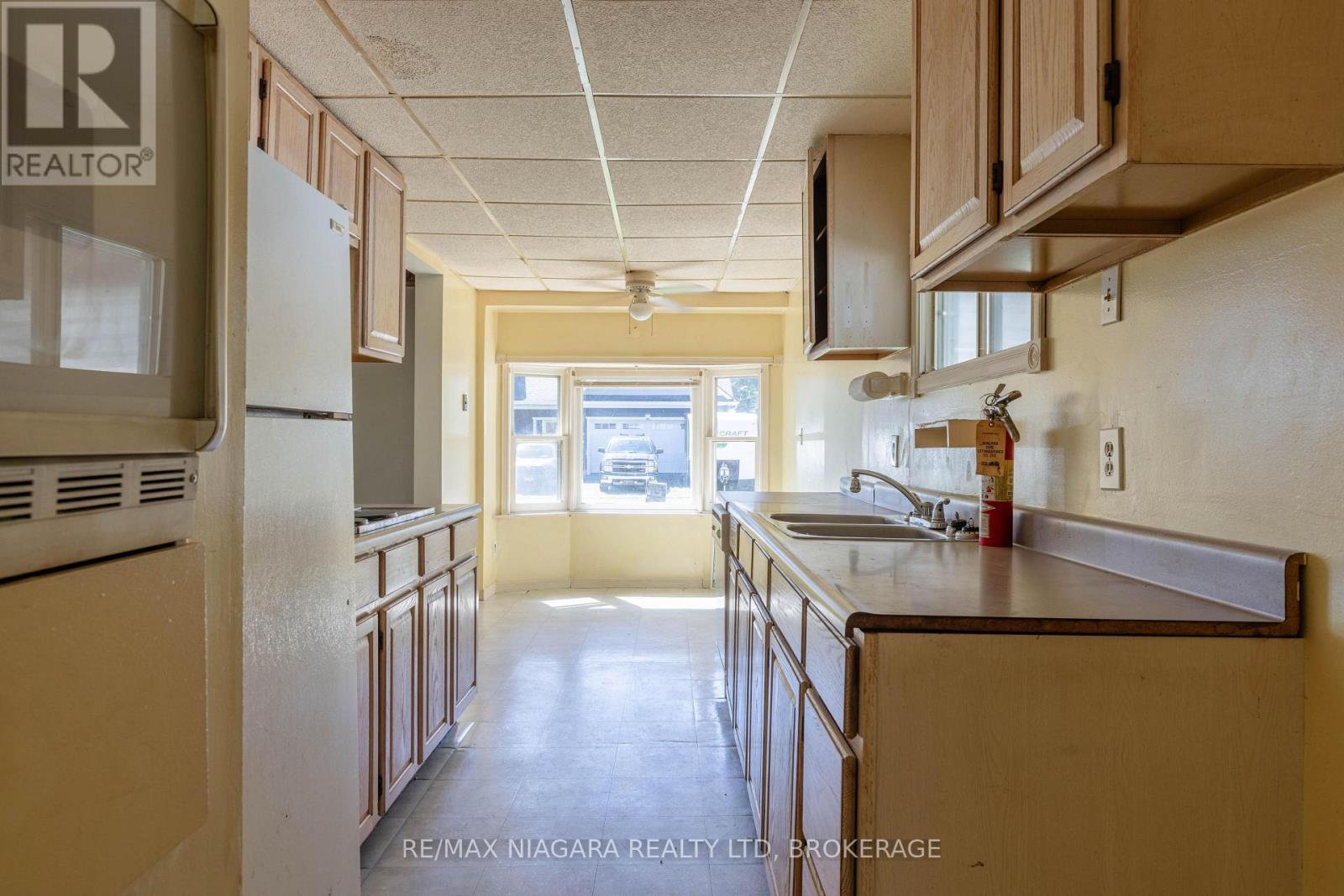 30 A Avenue, Fort Erie, Ontario  L2A 1C9 - Photo 5 - X13736782