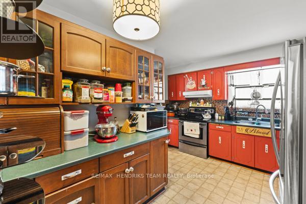 33 Meadowbrook Crescent, St. Catharines, Ontario  L2M 7G8 - Photo 11 - X13737302