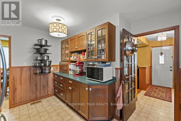 33 Meadowbrook Crescent, St. Catharines, Ontario  L2M 7G8 - Photo 12 - X13737302