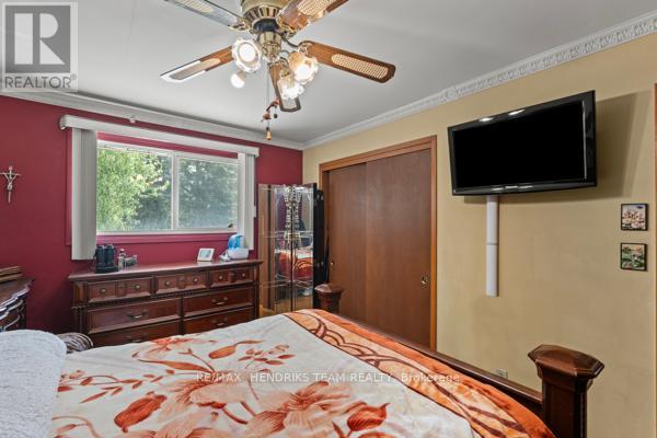 33 Meadowbrook Crescent, St. Catharines, Ontario  L2M 7G8 - Photo 15 - X13737302