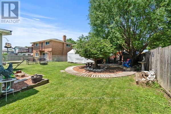 33 Meadowbrook Crescent, St. Catharines, Ontario  L2M 7G8 - Photo 39 - X13737302