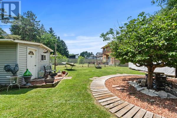 33 Meadowbrook Crescent, St. Catharines, Ontario  L2M 7G8 - Photo 40 - X13737302