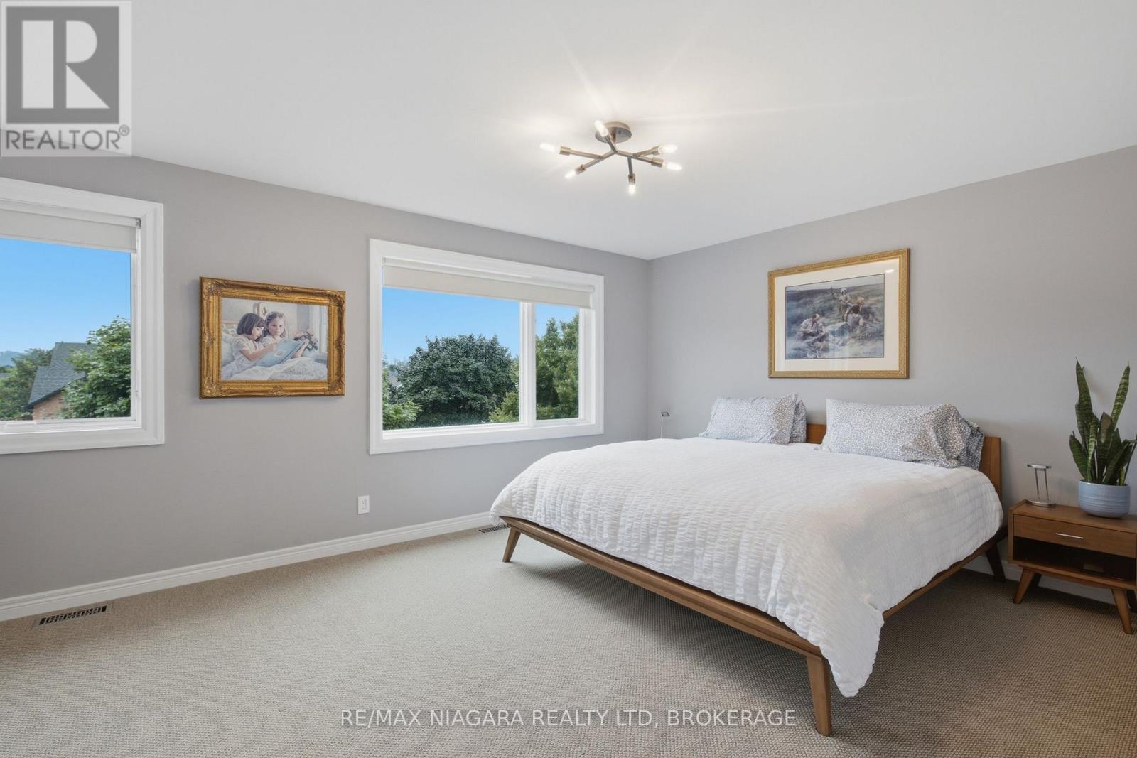 15 Cozocar Crescent, St. Catharines, Ontario  L2S 3Y5 - Photo 4 - X13737724