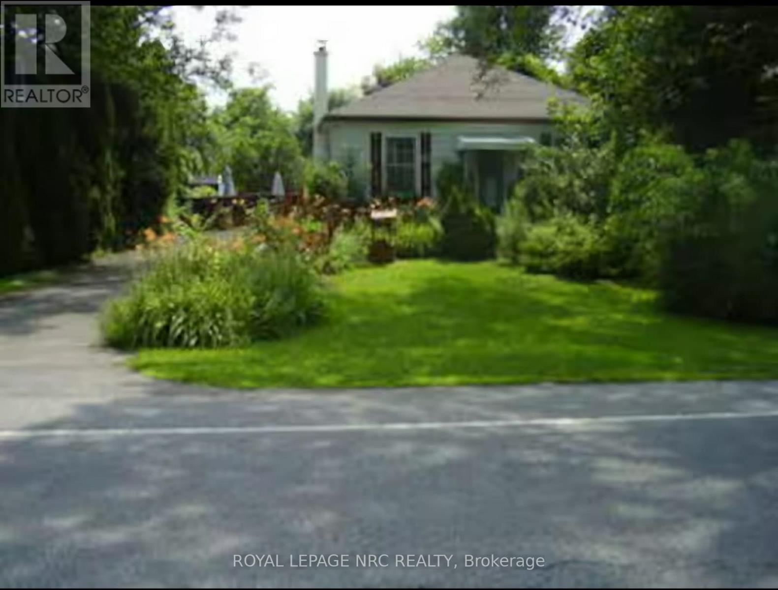 156 Mary Street, Niagara-On-The-Lake, Ontario  L0S 1J0 - Photo 1 - X13737798