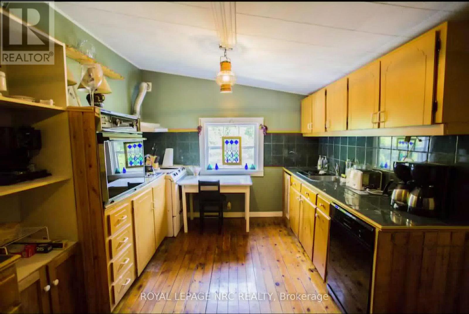 156 Mary Street, Niagara-On-The-Lake, Ontario  L0S 1J0 - Photo 12 - X13737798