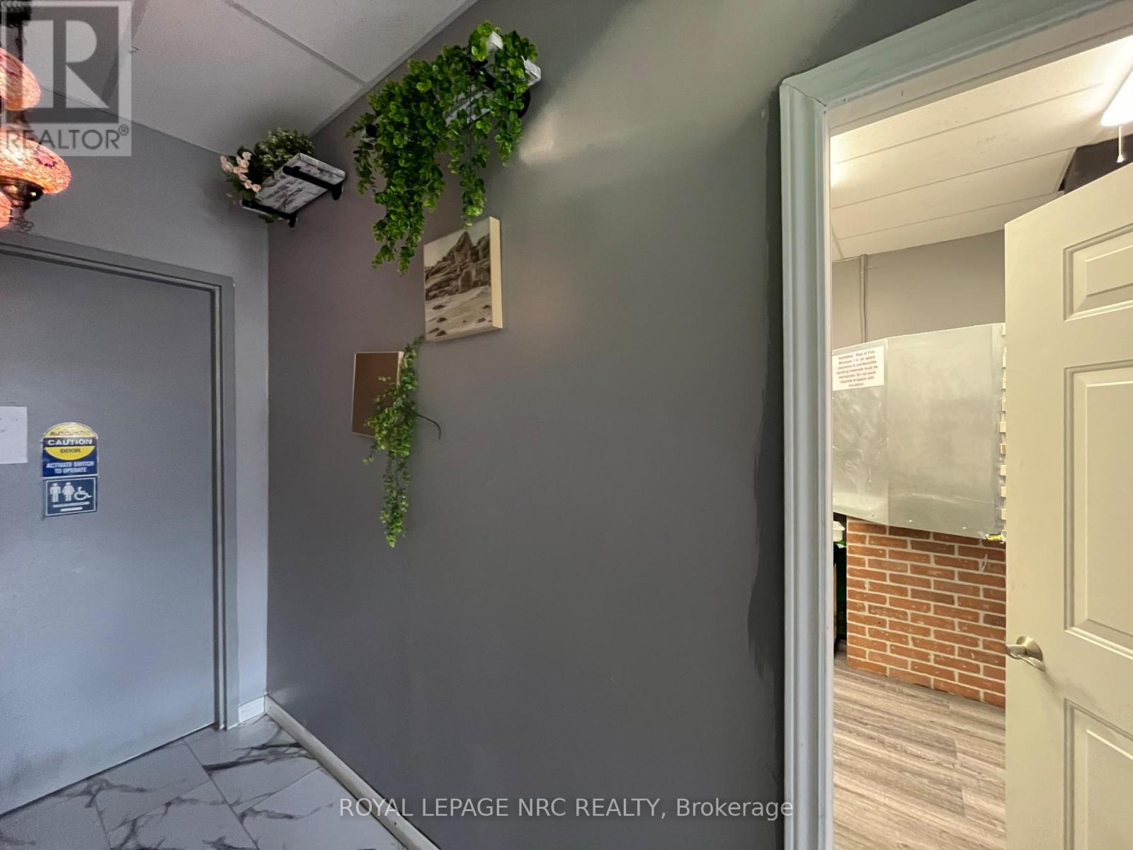 Unit# 6 - 191 Welland Avenue, St. Catharines, Ontario  L2R 2P2 - Photo 10 - X13738146