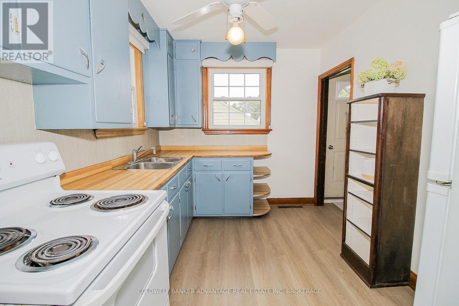 28 Marshall Avenue, Welland, Ontario  L3C 2N2 - Photo 8 - X13738298